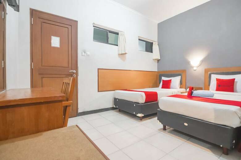 Hotel Reddoorz Near Cihampelas Walk