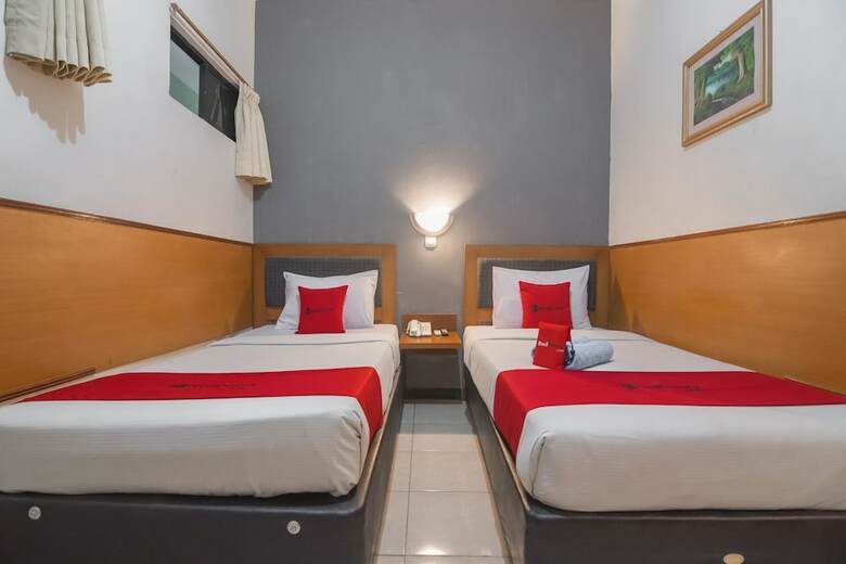 Hotel Reddoorz Near Cihampelas Walk