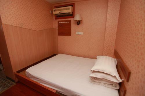 Posada Zhengfu Caotang Decent Hostel