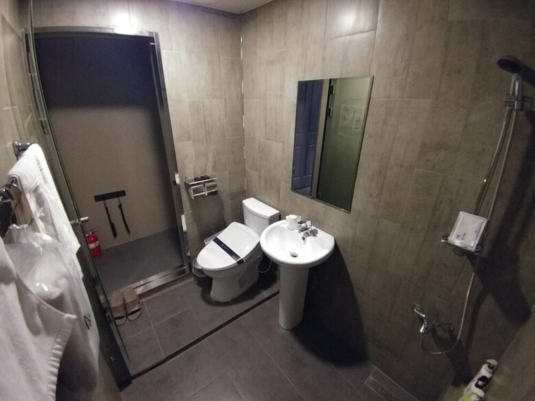 Hotel Kotel Yaja Sadang Art Gallery