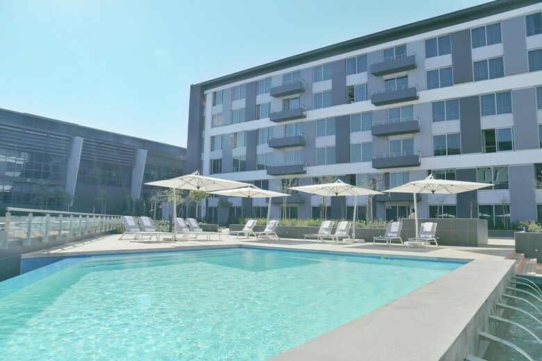 Hotel The Capital Menlyn Maine