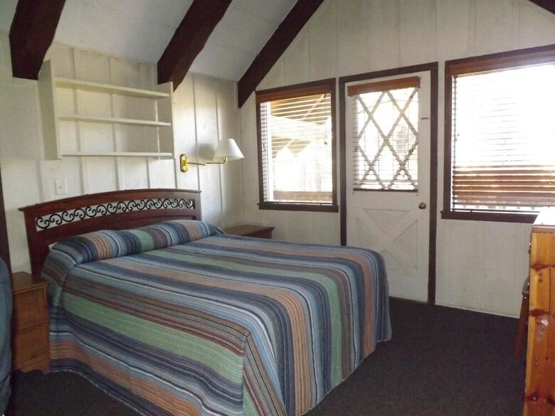 Arizona Mountain Inn And Cabins