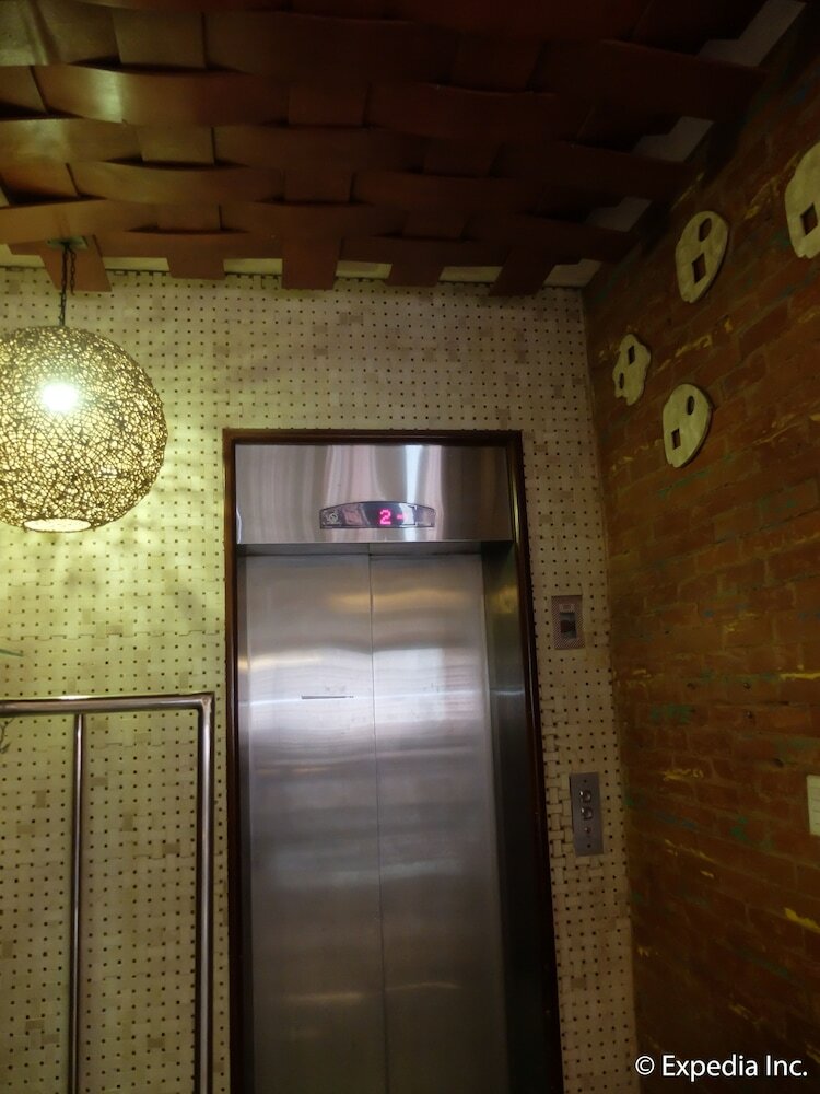 Imerex Plaza Hotel