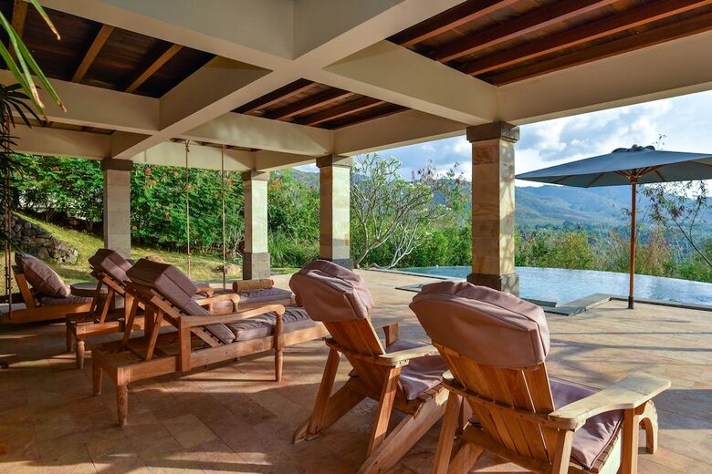 Sumberkima Hill Private Villa Retreat