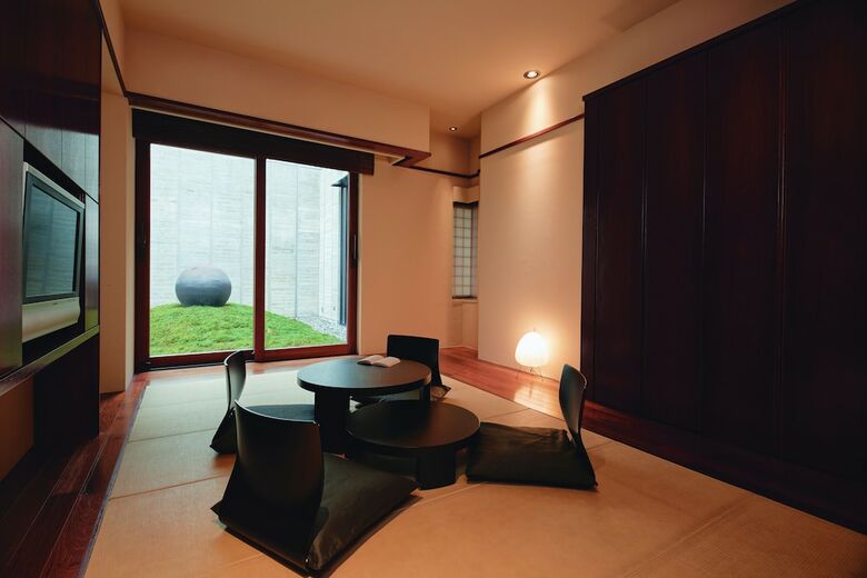 Hotel River Retreat Garaku