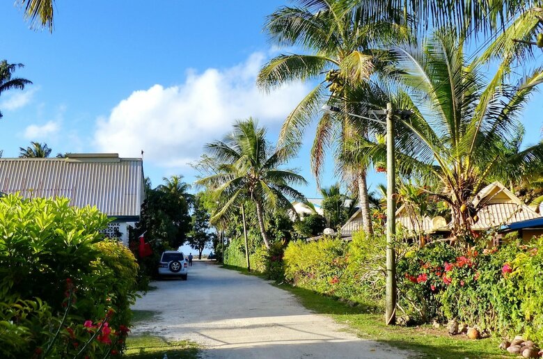 Hotel The Friendly Islander (Papiloa's Place)