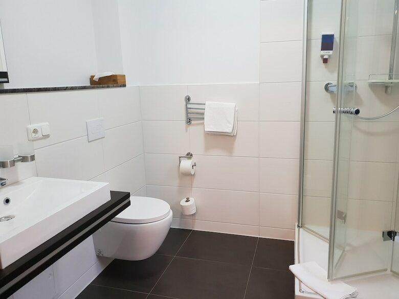 Neue M�hle Hotel Und Restaurant
