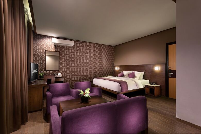 Hemangini Hotel