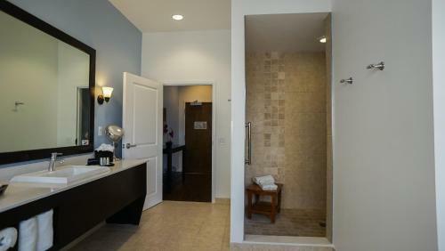 Hotel Indigo Fort Myers Downtown River District