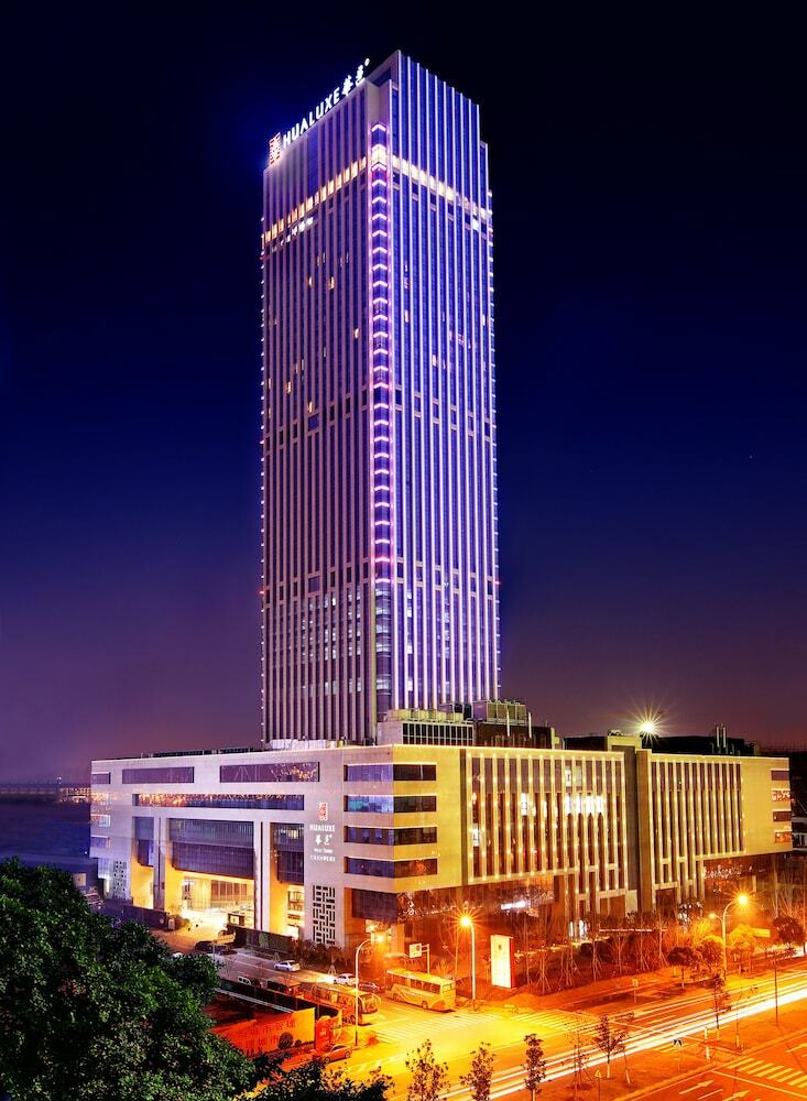 Hotel Hualuxe Wuxi Taihu