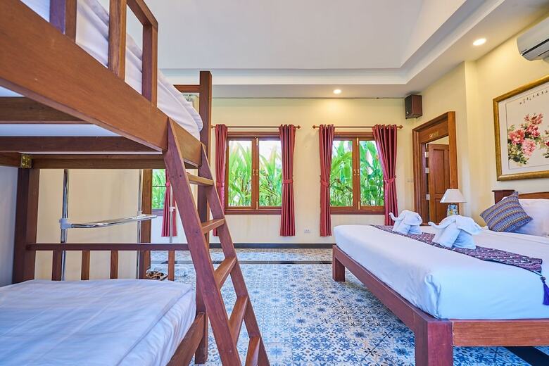 Hotel Hueankhamhom Resort