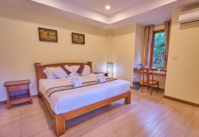 Hotel Hueankhamhom Resort