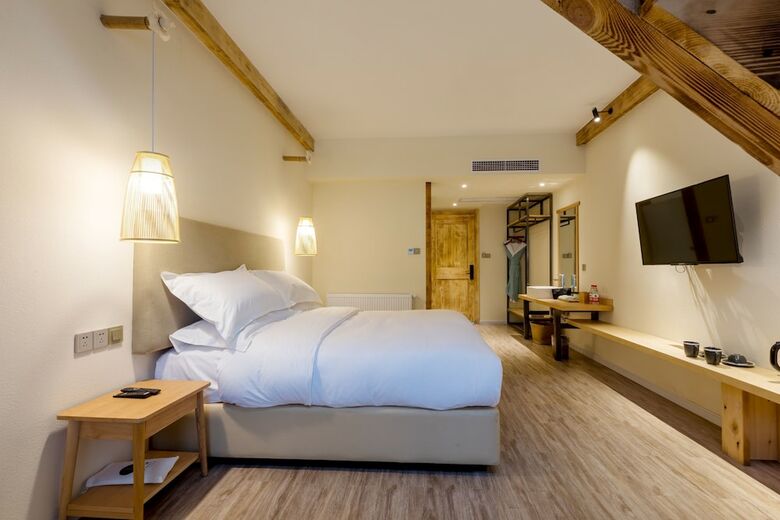 Hotel Sukham Advesa Emei