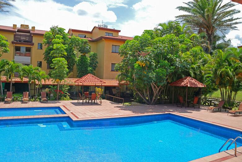 Hotel Country Inn & Suites