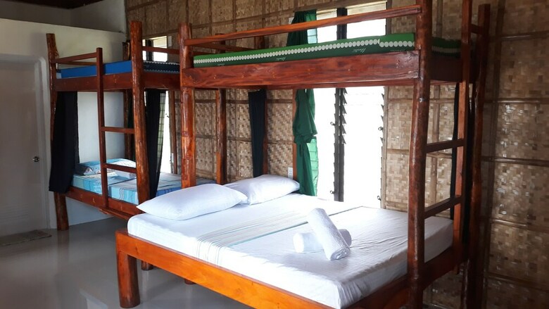 Hotel Footprints Beach Resort