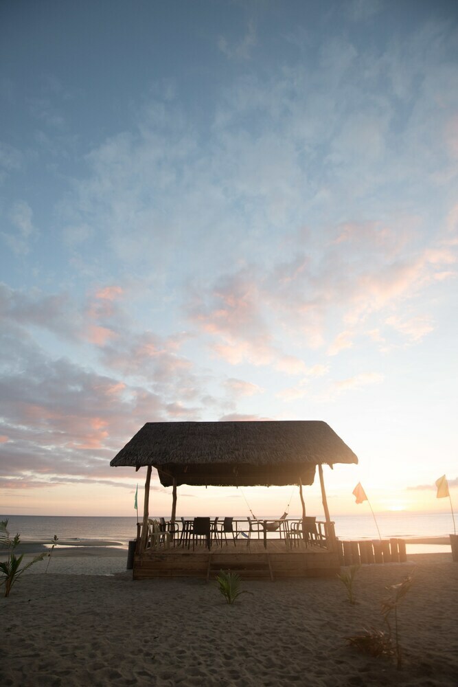 Hotel Footprints Beach Resort