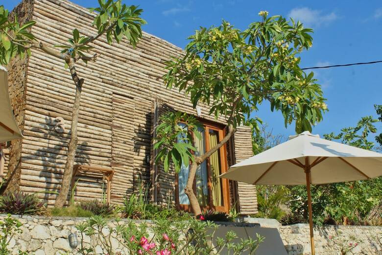 Hotel Kabeh Jati Garden Villa And Restaurant