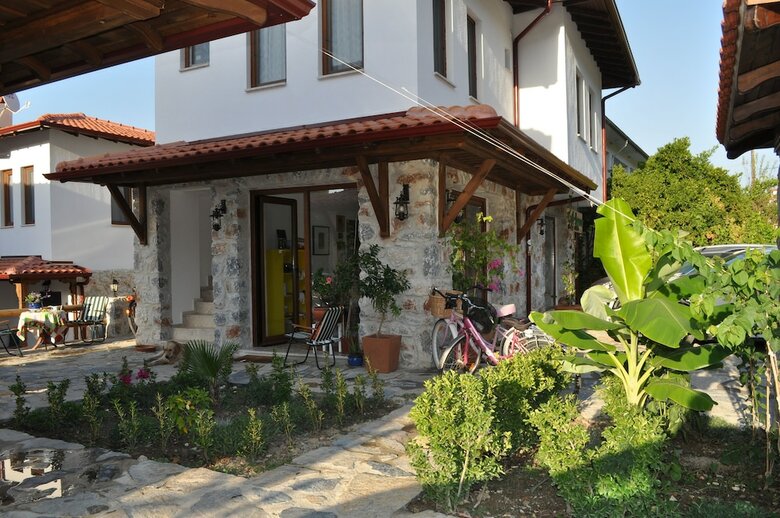 Susam Suites Hotel
