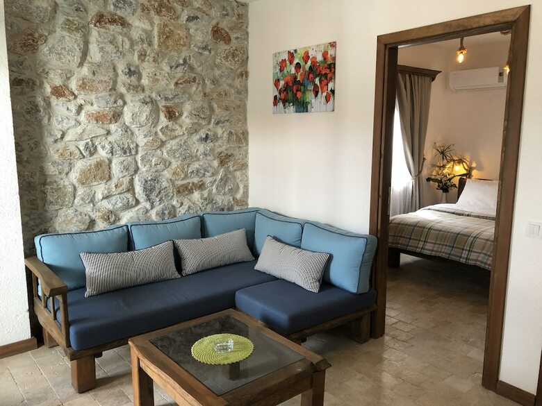 Susam Suites Hotel