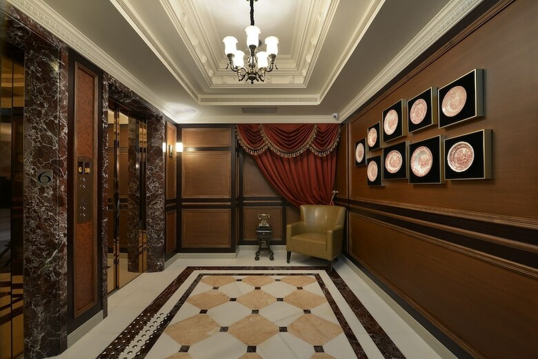Golden Tulip Rs Boutique Hotel
