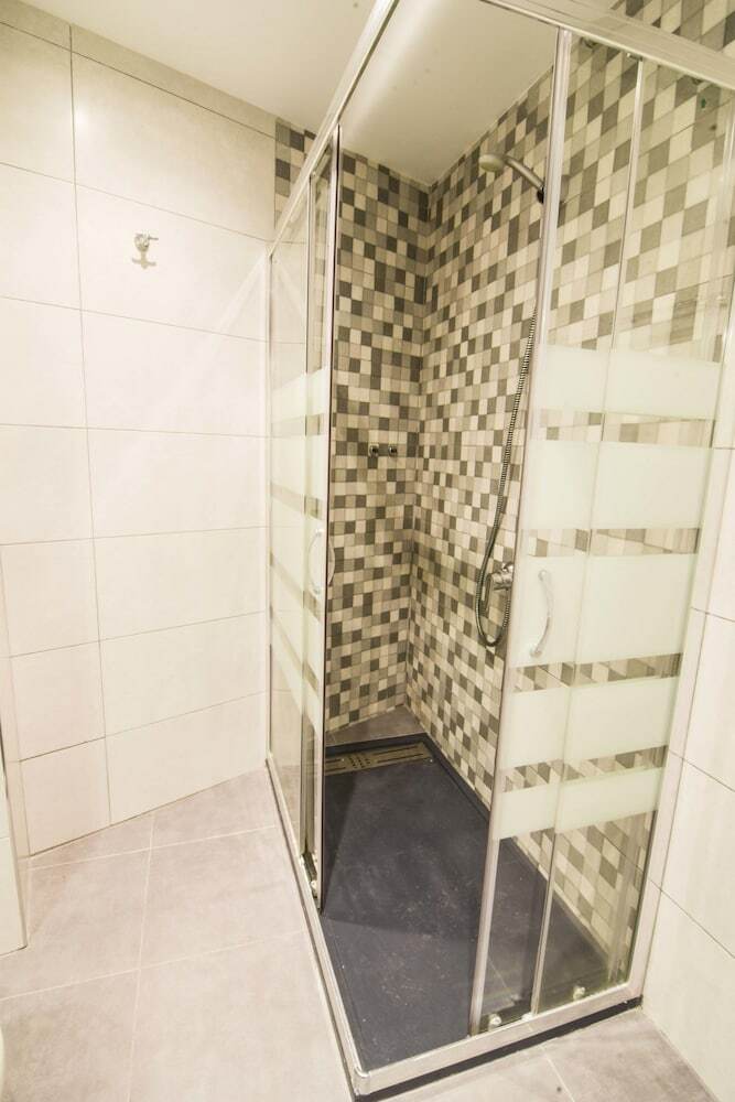 Apartamentos Letmalaga Atarazanas Market