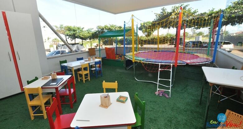 Apartamentos Imp�rio Romano - Eu Tamb�m Vou