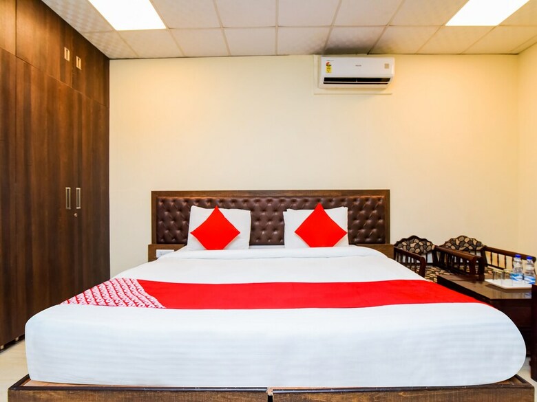 Hotel Oyo Flagship 757 Blite Golf Course Road