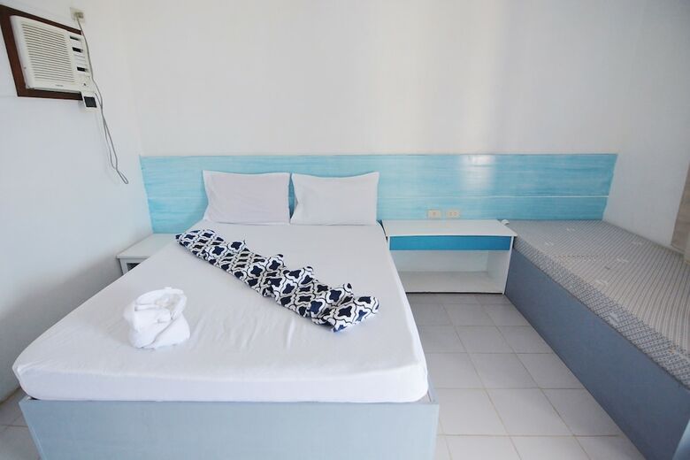 Hotel Highway To H Inn - Totolan