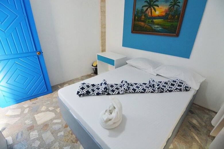 Hotel Highway To H Inn - Totolan
