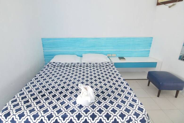 Hotel Highway To H Inn - Totolan