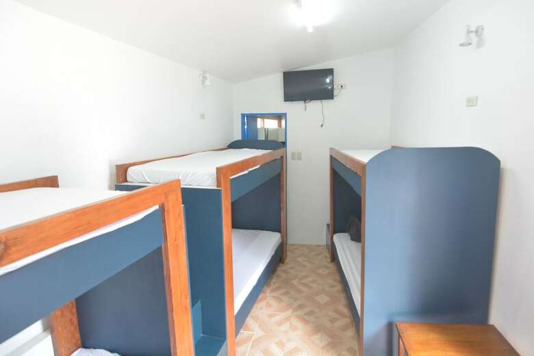 Hotel Highway To H Inn - Totolan