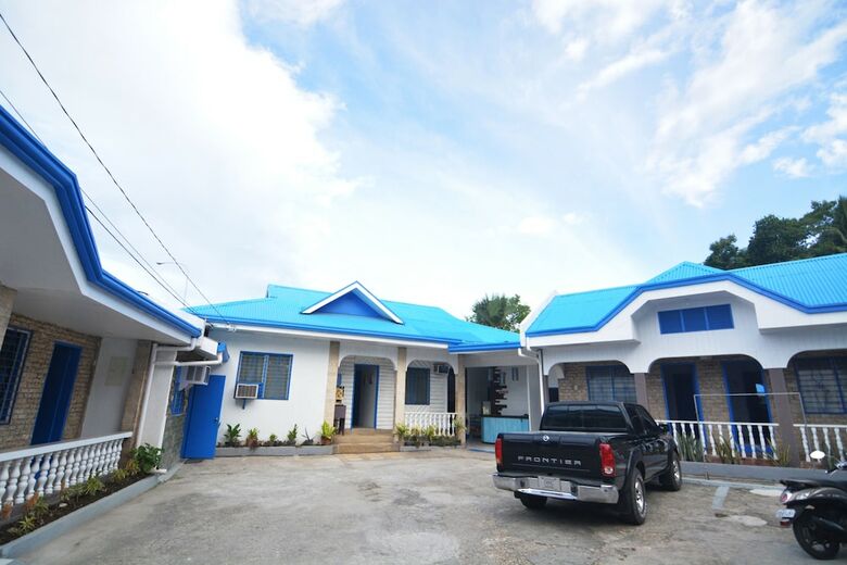 Hotel Highway To H Inn - Totolan