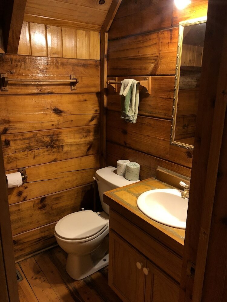 Bed & Breakfast Gatlinburg Adventure Cabins