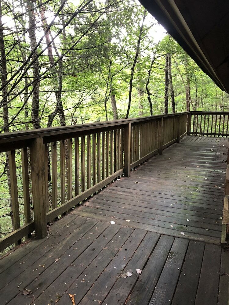 Bed & Breakfast Gatlinburg Adventure Cabins