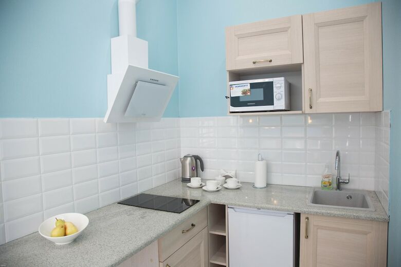 Leto Apartments