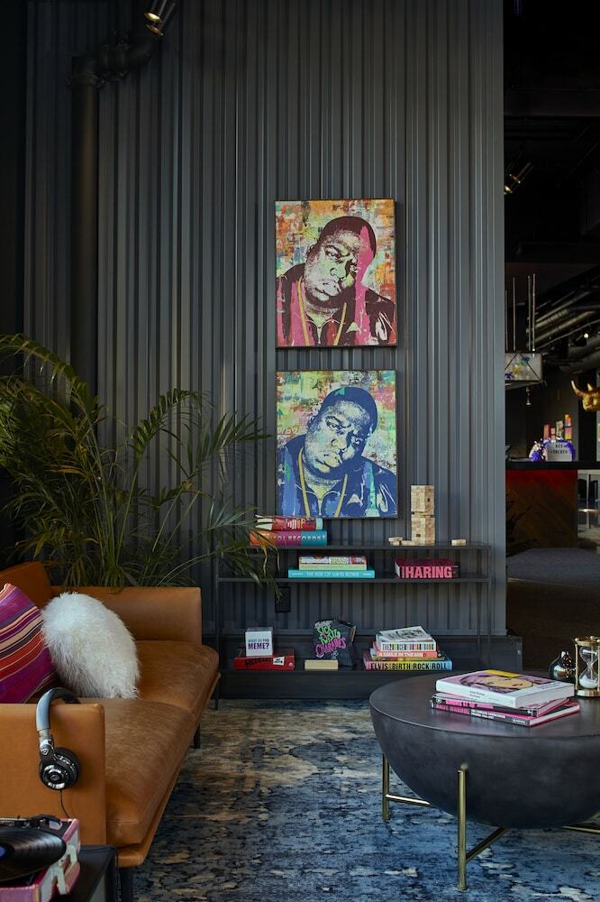 Hotel Moxy Minneapolis Uptown