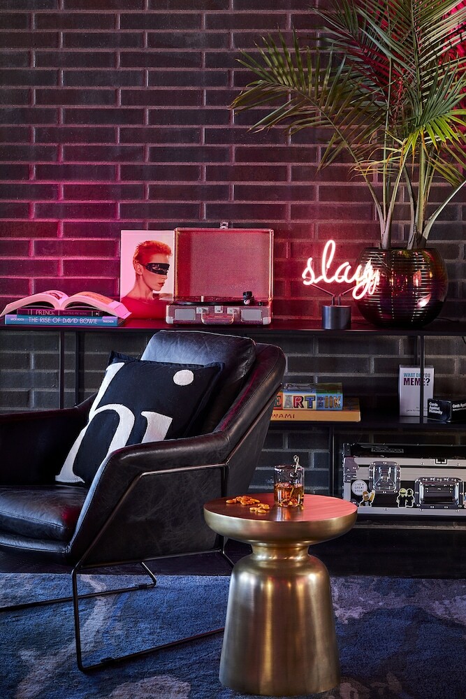 Hotel Moxy Minneapolis Uptown