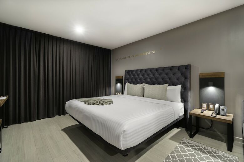 Hotel Bedford