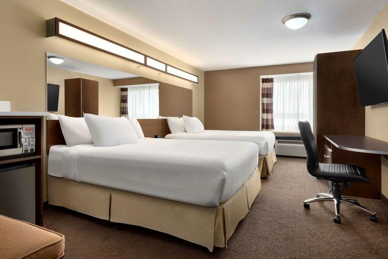 Hotel Microtel Inn & Suites By Wyndham Estevan