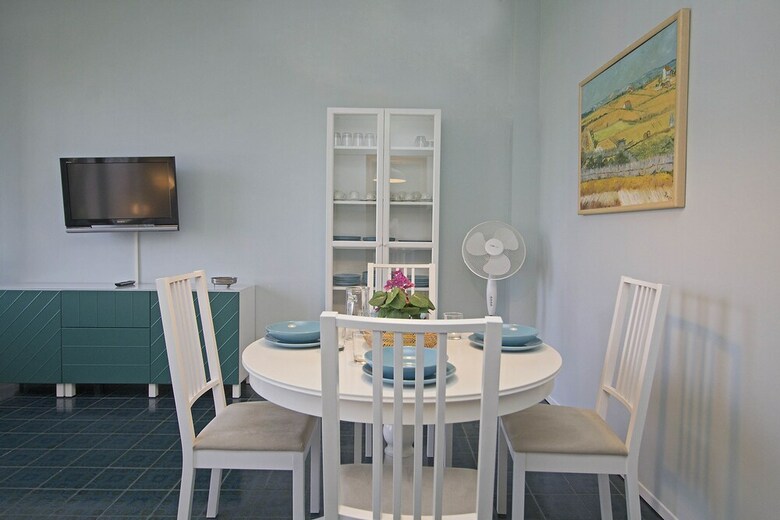 Cisano Beach Apartment