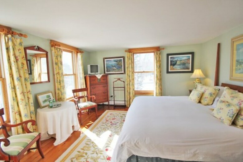 Bed & Breakfast Highland Lake Inn