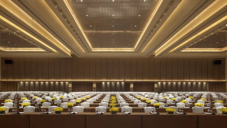Intercontinental Tianjin Yujiapu Hotel & Residences