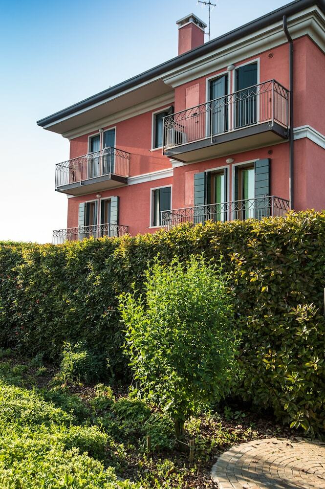 La Casa Di Linda Bed And Breakfast