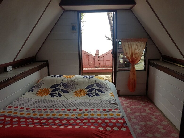Hotel Talumpuk Seafood & Resort