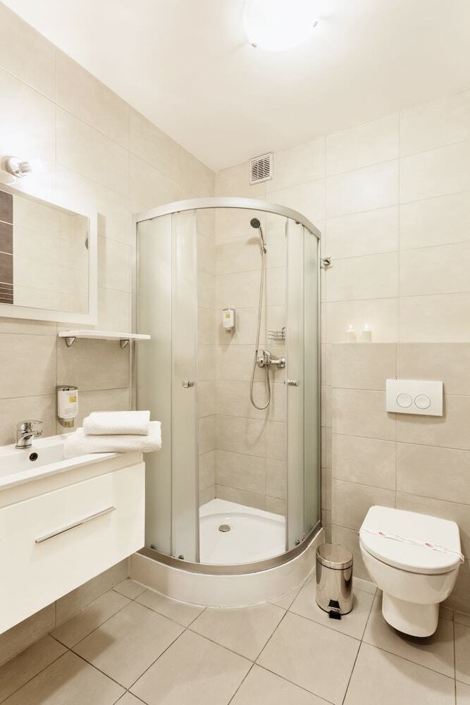Hotel Modrzewiowy Dwor