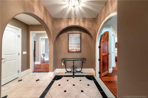 Beach Ave Castle Luxury Vacation Rental