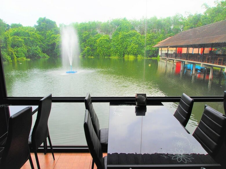 Hotel Aiyara Garden Resort