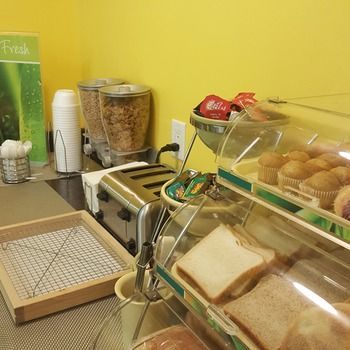 Hotel Quality Inn And Suites
