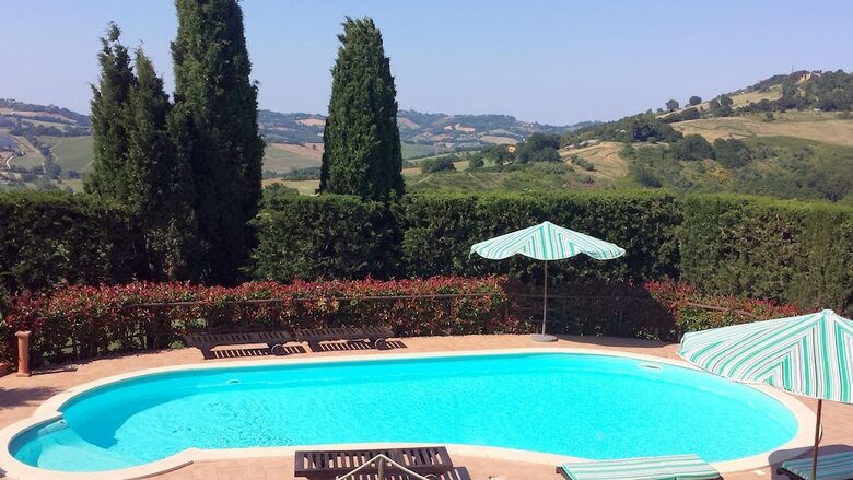 Agroturismo Airone Country House