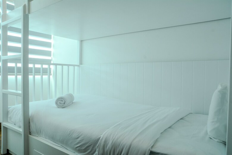 2 Bedrooms At Gallery West Apartment By Travelio